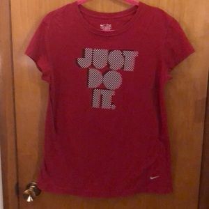 Nike top